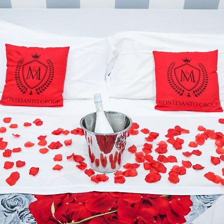 Montesantogroup Holiday House Napoli Dış mekan fotoğraf